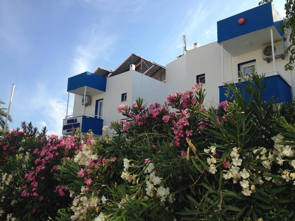 Parla Apart Hotel Çeşme Kültér fotó