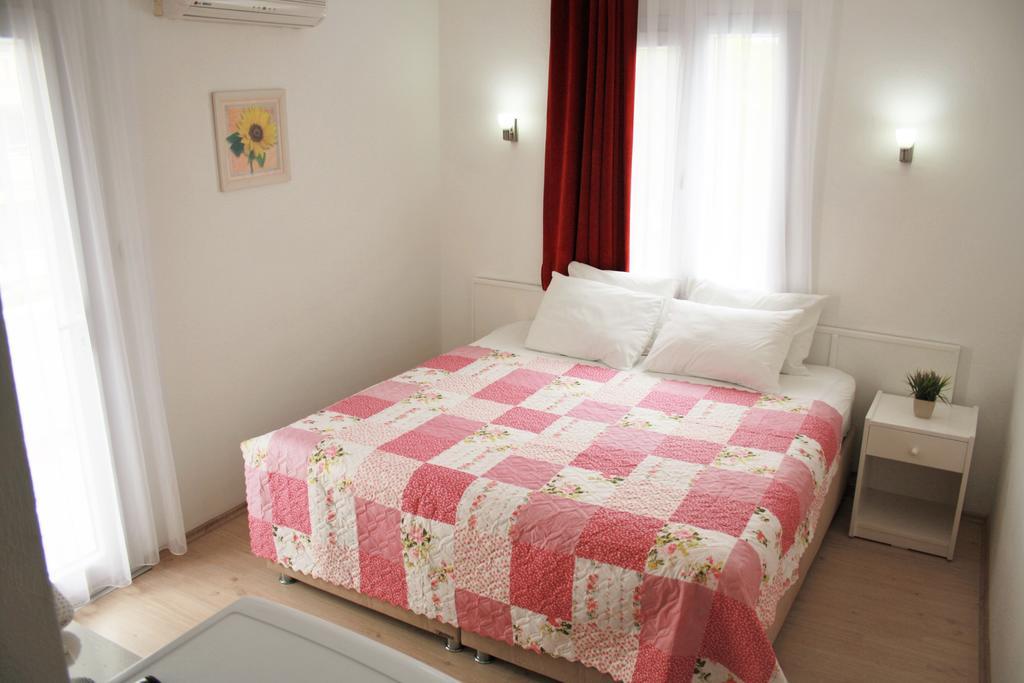 Parla Apart Hotel Çeşme Kültér fotó