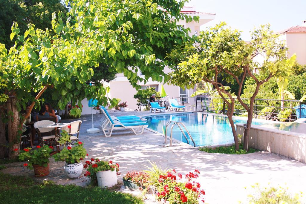 Parla Apart Hotel Çeşme Kültér fotó