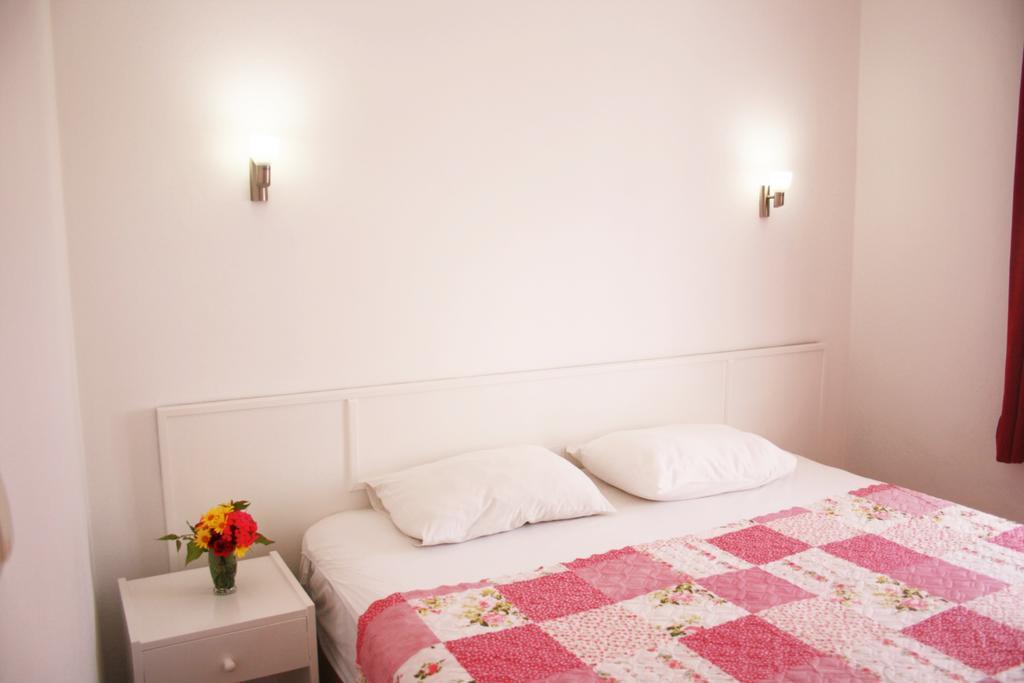 Parla Apart Hotel Çeşme Kültér fotó