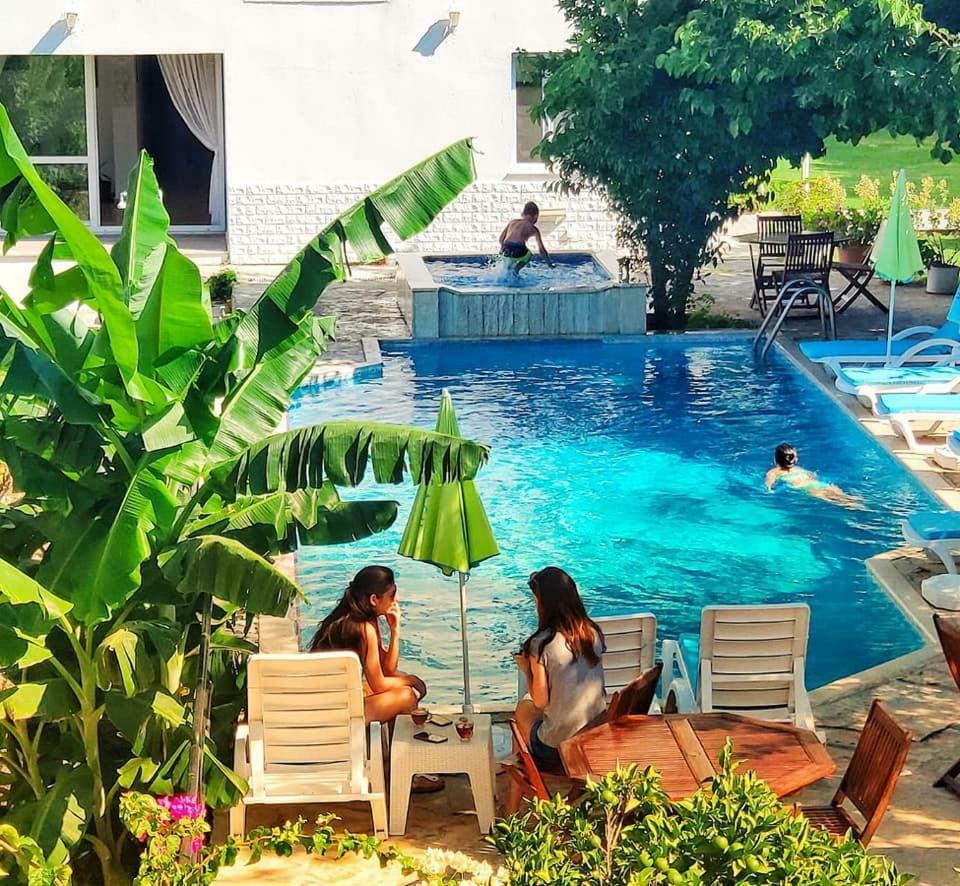 Parla Apart Hotel Çeşme Kültér fotó