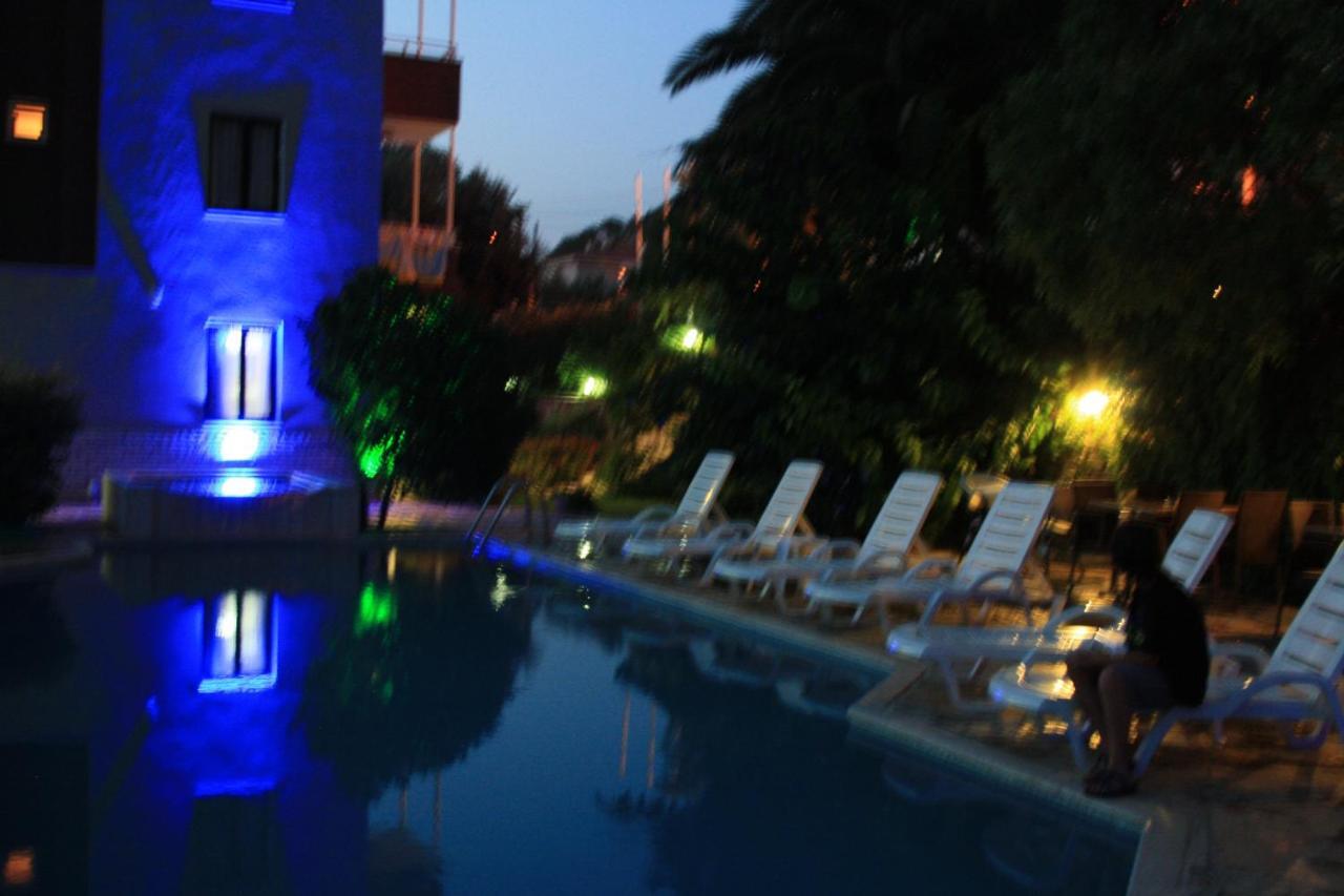 Parla Apart Hotel Çeşme Kültér fotó